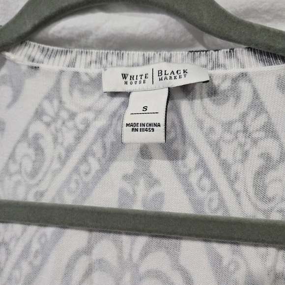 White House Black Market Cardigan Size Small GUC - Picture 2 of 4